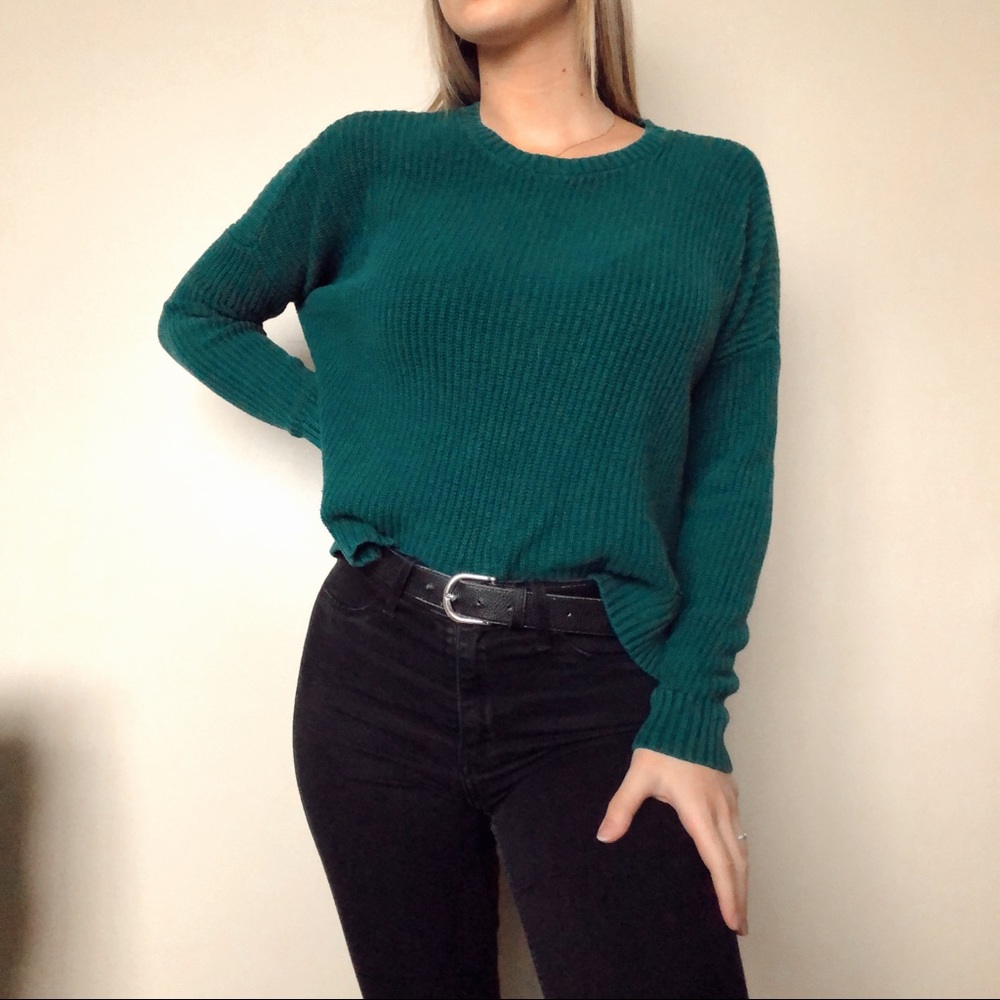SOLD❗️Hollister Sweater